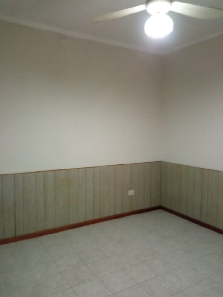 ADMINISTRACIONES Y MANDATOS - ALQUILA - CASA 2 DORMIT