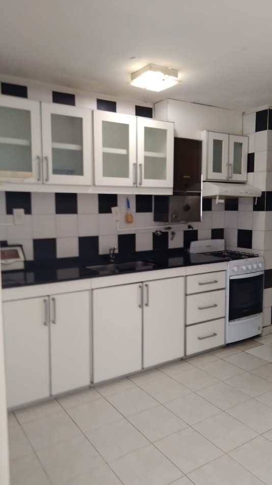 ADMINISTRACIONES Y MANDATOS - VENDE - 