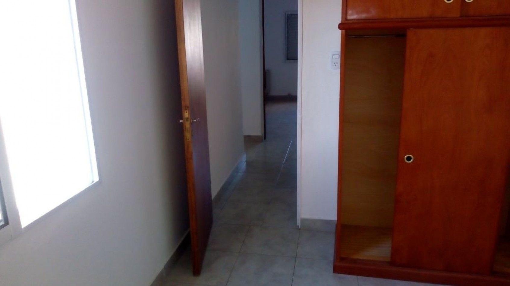ADMINISTRACIONES Y MANDATOS - ALQUILA - 2 DORMIT