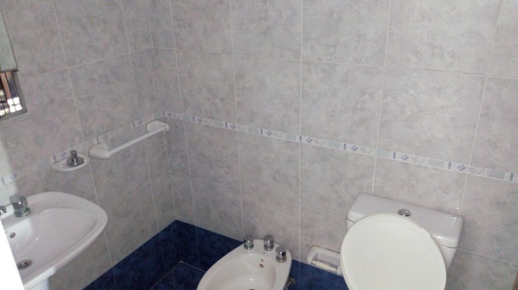 ADMINISTRACIONES Y MANDATOS - ALQUILA - 2 DORMIT