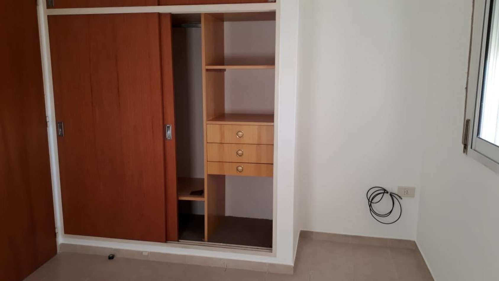 ADMINISTRACIONES Y MANDATOS - ALQUILA