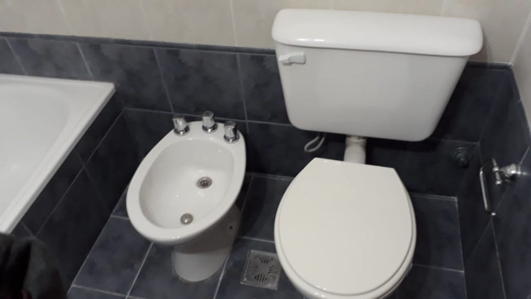 ADMINISTRACIONES Y MANDATOS - ALQUILA
