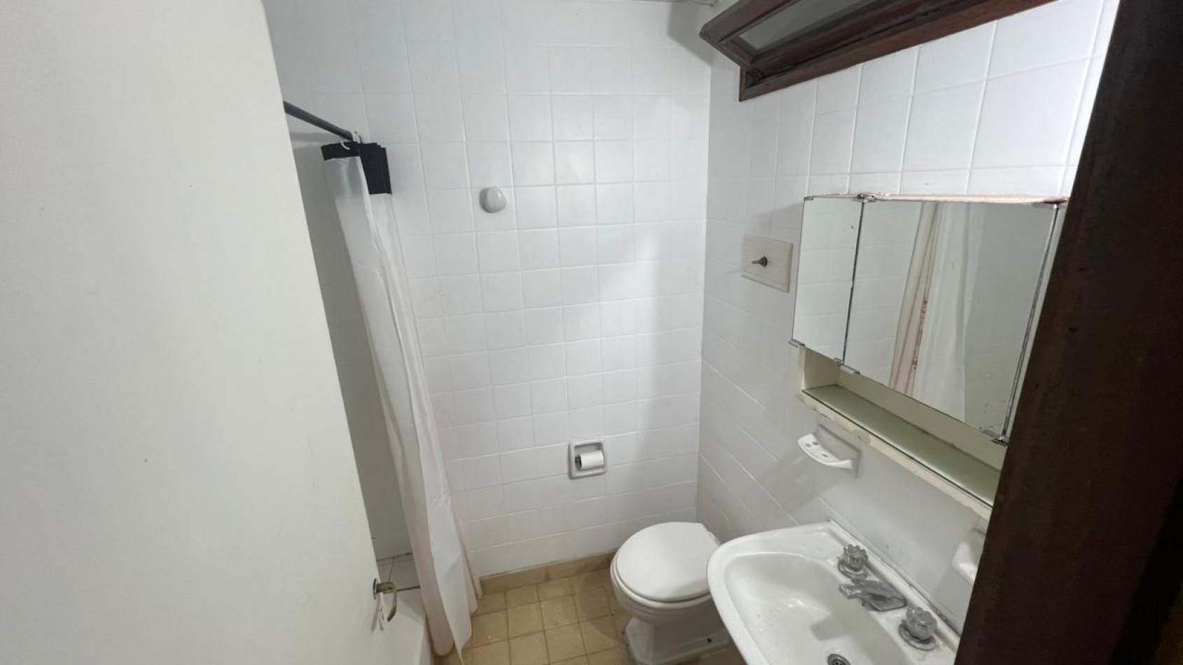 ADMINISTRACIONES Y MANDATOS - VENDE