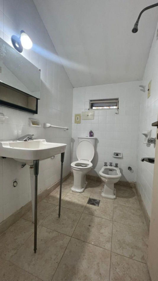 ADMINISTRACIONES Y MANDATOS - VENDE