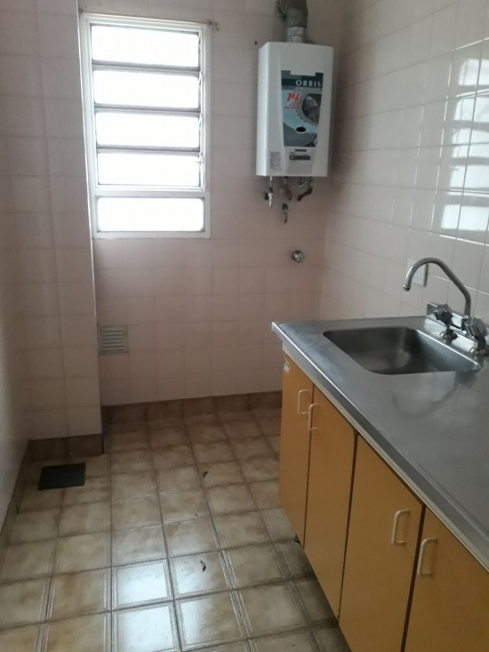 ADMINISTRACIONES Y MANDATOS - ALQUILA - 1 DORMIT