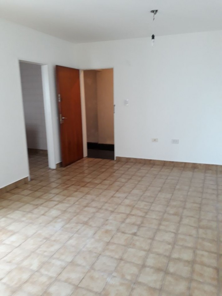 ADMINISTRACIONES Y MANDATOS - ALQUILA - 1 DORMIT