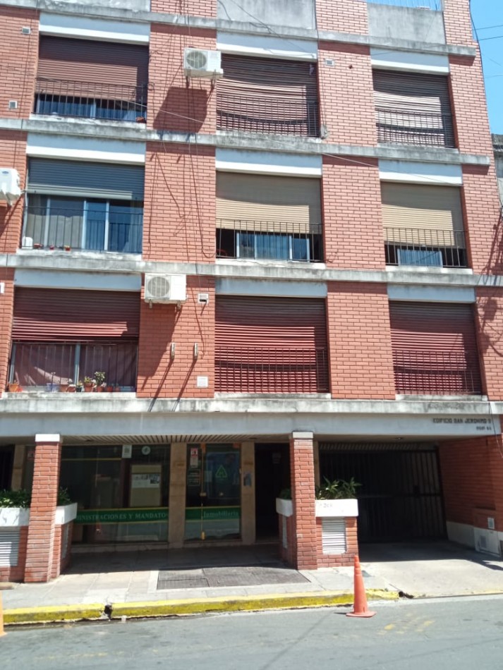 ADMINISTRACIONES Y MANDATOS - ALQUILA - 1 DORMIT