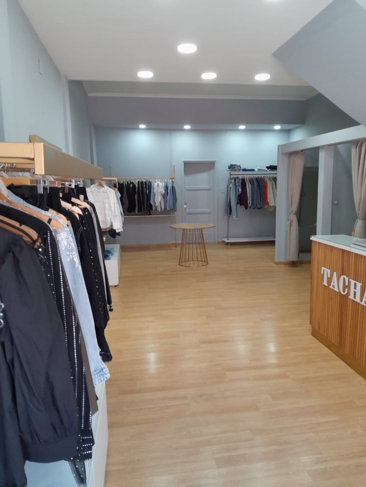 ADMINISTRACIONES Y MANDATOS - ALQUILA - LOCAL COMERCIAL 