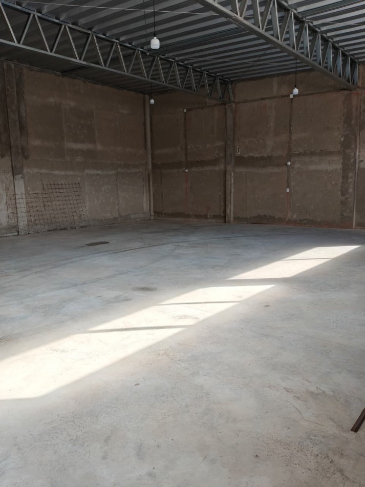 ADMINISTRACIONES Y MANDATOS - ALQUILA - GALPON A ESTRENAR